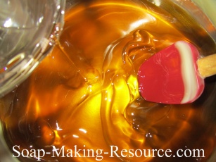 Adding the Tea Tree Essential Oil Adding the Tea Tree Essential Oil