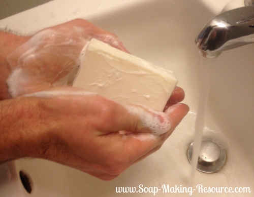 Beeswax Soap 2% Formula Lather Test