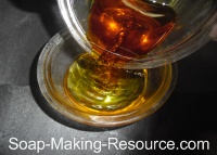 Combining Citrus Essential Oil Blend for Honey Soap Recipe Combining Citrus Essential Oil Blend for Honey Soap Recipe