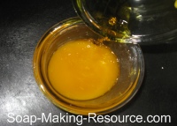 Combining Essential Oils into Same Dish Combining Essential Oils into Same Dish