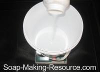 Measuring Dry Lye Measuring Dry Lye