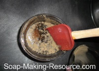 Mixing Black Walnut Hull into Small Soap Portion