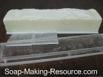 acrylic soap mold disassembly method