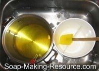 Cooling Lye Solution and Olive Oil
