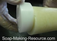 Removing the Gliding Base Plate from the Cylinder Soap Log